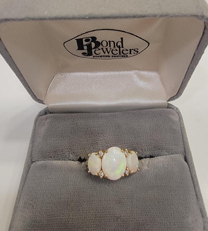 Vintage 14k Gold Opal and Diamond Three Stone Ring