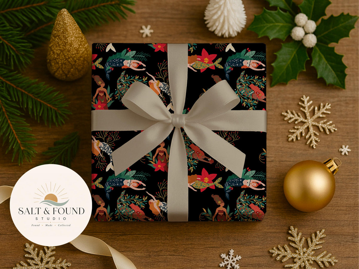 Merry Mermaid Christmas Seamless Pattern